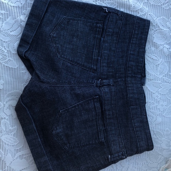 Shorts - Picture 2 of 3